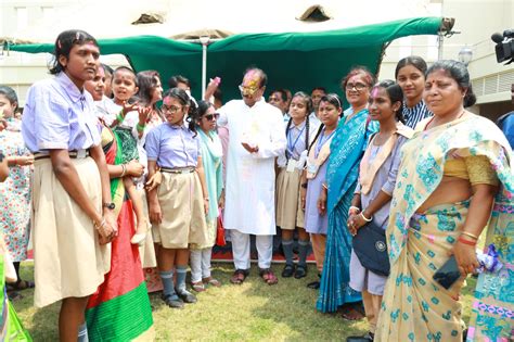 Tripura Governor N. Indrasena Reddy celebrates Holi at Raj Bhawan
