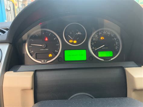 2006 LR3 Body Control Module Location 的图像结果