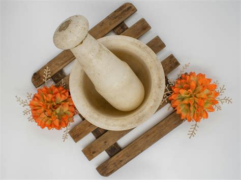 Kitchen with Cooking Stuff 的图像结果