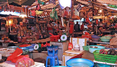 5 Markets To Visit in Hanoi - lifeberrys.com