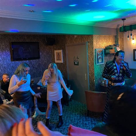 CRICKETERS, Yateley - Menu, Prices & Restaurant Reviews - Tripadvisor