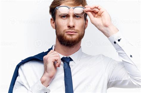 Business Man with Glasses 的图像结果