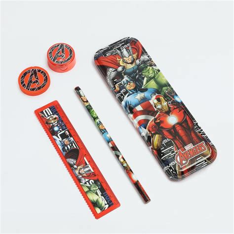 Striders Avengers Printed Pencil Box Gift Set -6 Pcs — Toycra