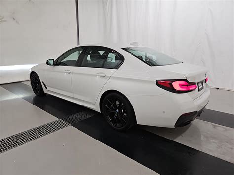 BMW 5 SERIES 2021 Технические характеристики и комплектации