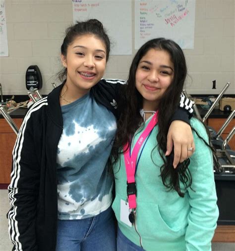 CFISD Students of the Week: Brianna and Brittney Reyes