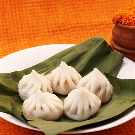 Sweet Traditional Modak Manufacturers and Suppliers from Sindhudurg