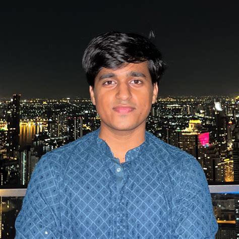 What Is the MacBook Flexgate Issue and How to Fix It