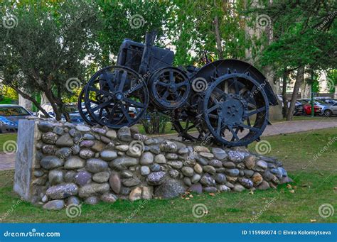 Monument to labor glory - "Universal" tractor in Siversk