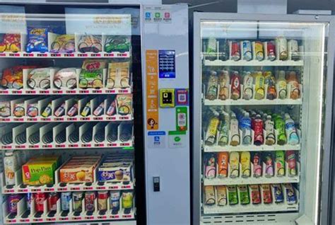 VMNT-T2饮料零食自动贩卖机_广州市宝达智能科技有限公司