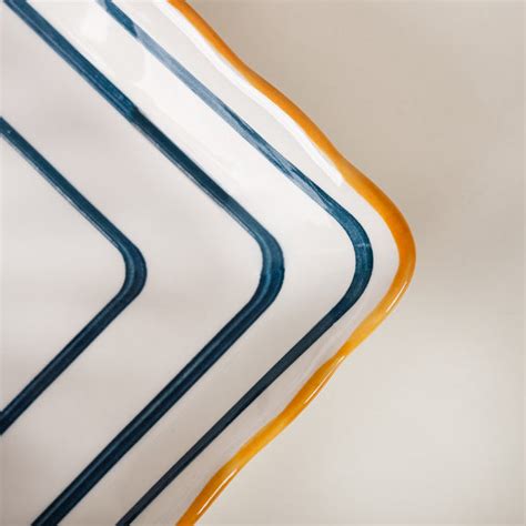 Chip and Dip Plate Nitori Online - Premium Section Plate | Nestasia