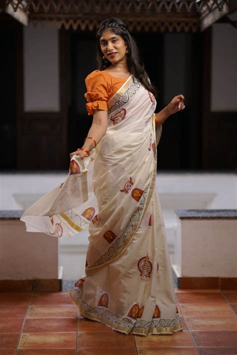 Offwhite Saree with Kathakali & womens Face Print – Byhand