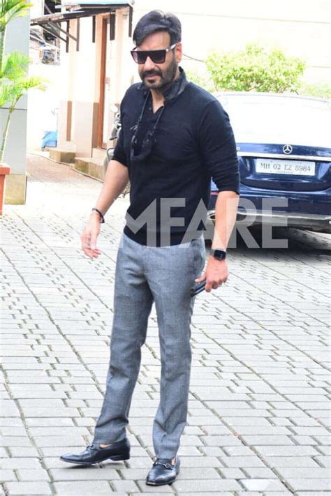 Ajay Devgn looks dashing as he jets out of the city | Filmfare.com