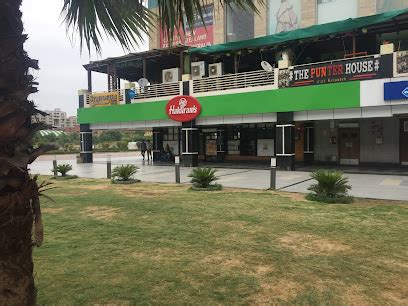 Dwarka Mor Metro Station, Map, Route, Timings, Fare, Entry/Exit