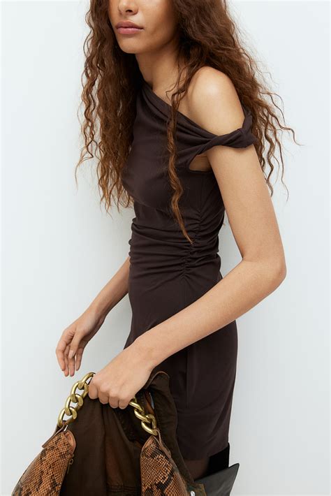 Twist-detail one-shoulder dress - Dark brown - Ladies | H&M IN