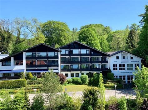 HOTEL SCHLOSS BERG (Berg am Starnberger See) - Hotel Reviews, Photos ...