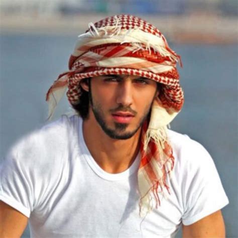 BTS V aka Kim Taehyung BEATS Robert Pattinson, Hrithik Roshan and ...