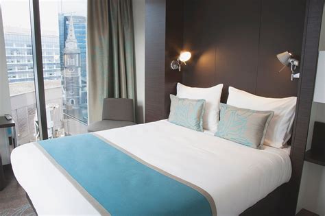 HOTEL MOTEL ONE LONDON-TOWER HILL - Hotel Reviews, Photos, Rate ...
