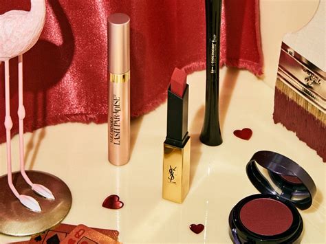 Image result for Alice in Wonderland Makeup Tutorial