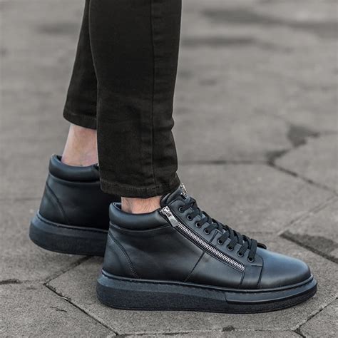 Black Shoes 的图像结果