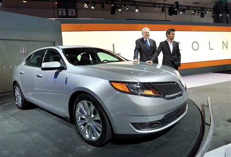 2013 Lincoln MKS Specs, Performance & Photos - autoevolution