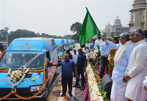 CM Siddaramaiah launches 'Digital Mobile Planetarium' initiative for ...