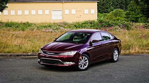 2015 Chrysler 200 Review - The New York Times