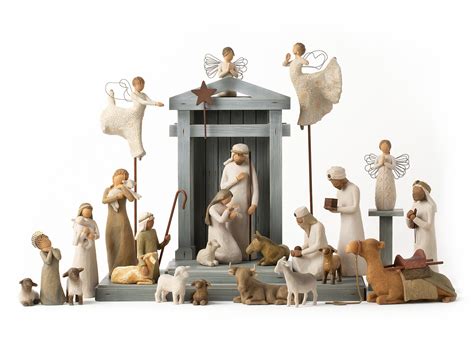 Amazon.com: Willow Tree Nativity Premier Plus Elevated Angels, 25-Piece ...