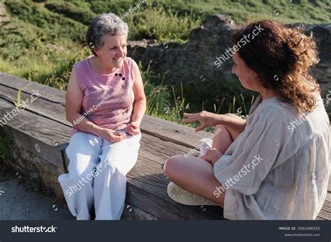 Two Elderly Deaf Women Engaging Conversation Stock Photo 2503286255 ...