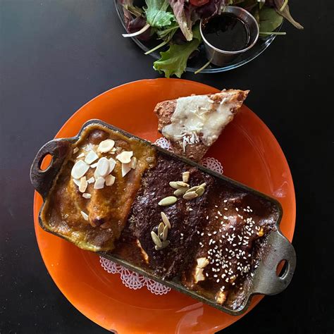 Menu – Chocolate Santa Cruz