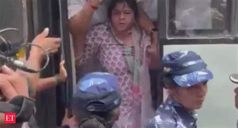 congress: On cam: Congress' Netta D'Souza spits on cops amid protest in ...