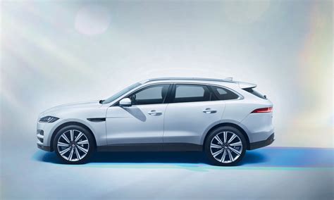2017 Jaguar F-PACE Revealed in Details