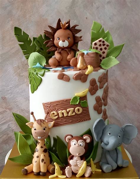 Jungle Safari Cake, Jungle Birthday Cakes, Jungle Theme Cakes, Animal ...