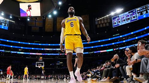 LeBron James to break another NBA record as Lakers star captains Team ...