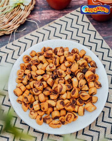 Mini Bhakarwadi – SADANAND SWEETS