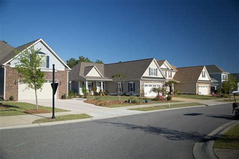 Inviting Homes - Compass Pointe