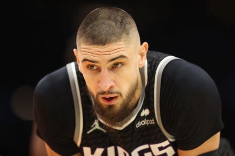 Will Alex Len play tonight? Update on new Lakers center