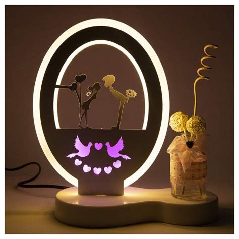 Love Sending Your Sweetheart Couple Kissing GIFs? Follow Them Up with ...