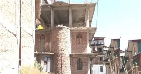 Sanjauli Mosque Committee resumes demolition of unauthorized floors in ...