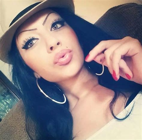 90's chola makeup