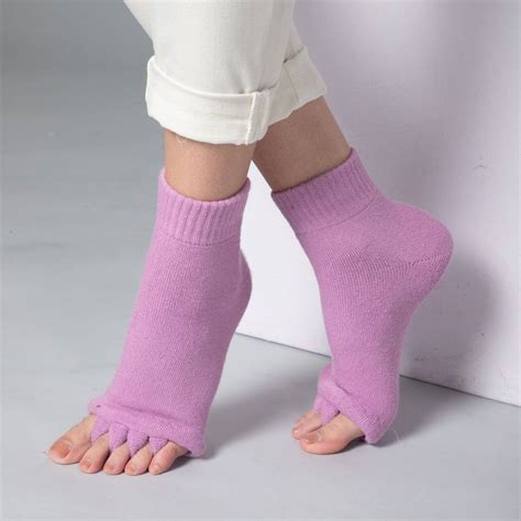 DIRTS Purple Foot Alignment Socks for Bunion, Plantar Fasciitis, Hammer ...