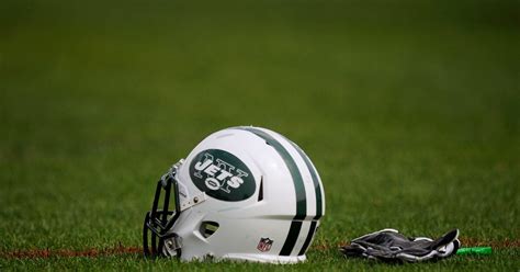 The Bigoted Attacks on Palestinian NFL Player Oday Aboushi