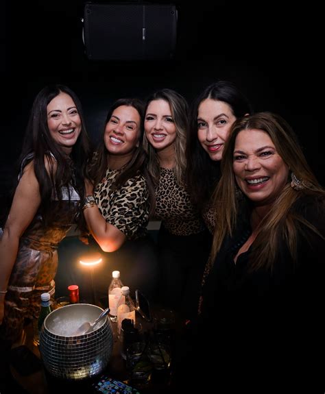 Don't Tell Papi (@dnttellpapi) • Instagram photos and videos