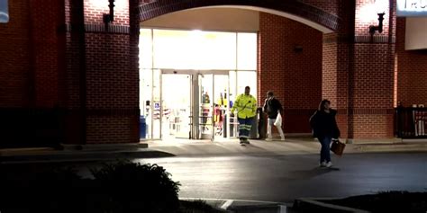 Policía: hombre robó dinero en efectivo de un puesto de galletas de ...