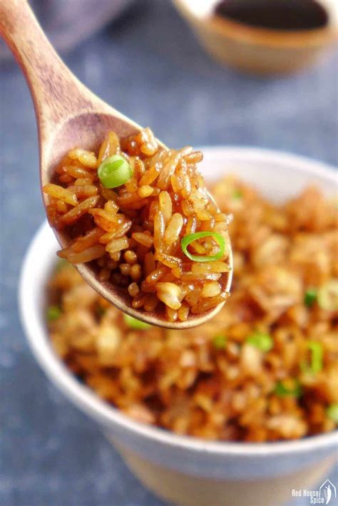 Soy Sauce Fried Rice (酱油炒饭) - Red House Spice