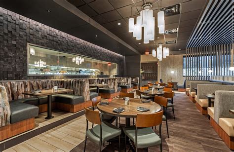 Bloomingdale, IL | Cooper's Hawk