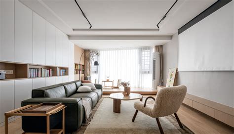 110平现代风格两居室 沙发墙装一整面柜子超实用 - 装修保障网