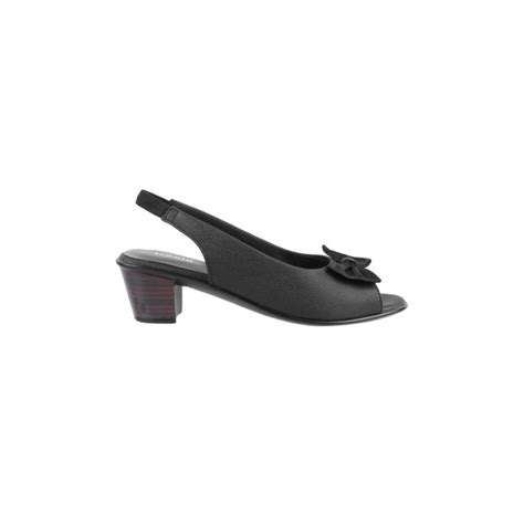 Buy Mochi Women Black Formal Pumps Online | SKU: 31-26-11-38 – Mochi Shoes