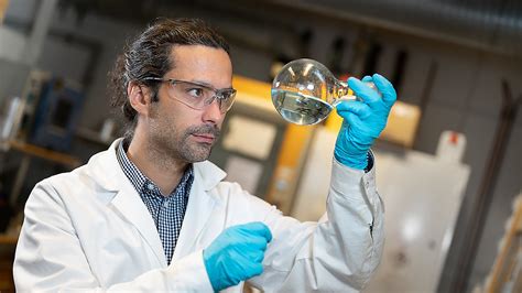 Nanotechnology 的图像结果