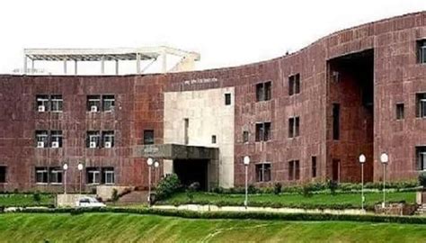 Top 20 medical colleges in Mumbai Latest List 2023 - College Chalo