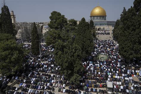 Jordan king says Muslims have 'duty to deter Israeli escalation' in Jerusalem | The Times of Israel